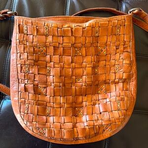 Vilenca Holland cognac leather weave with studs shoulder bag